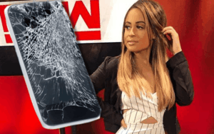 Kayla Braxton Is Bad At Owning A Cell Phone