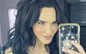 Lana Plugs Upcoming Movie Role With Scantily Clad Photo