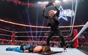 AJ Styles Suffered Neck Injury On WWE RAW Last Week AJ Styles Suffered Neck Injury On WWE RAW Last Week