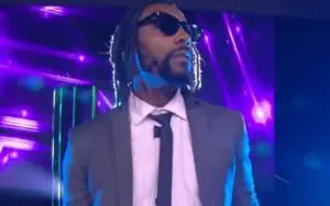 Shane Swerve Strickland Signs Contract At AEW Revolution