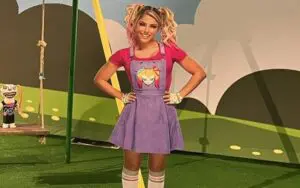 WWE Charging Fans For Photo Op With Alexa Bliss Cardboard Cutout At WrestleMania Axxess