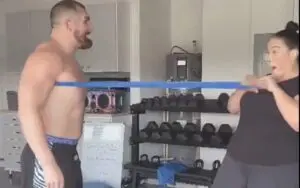 Nia Jax Has A Blast Brutalizing Mojo Rawley’s Chest