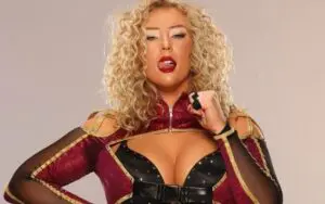 Nikkita Lyons Embraces Who She Is With Seductive Photo Drop