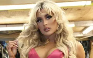 Tiffany Stratton Looking For Her Stans With Seductive Photo Drop