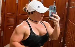 Jordynne Grace Flexes Big In Sweaty Post Workout Photo