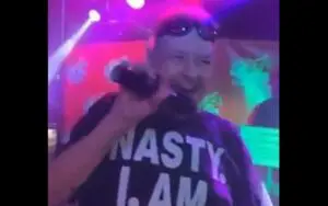 Brian Knobs Looks Fit While Partying At Hogan’s Hideout Brian Knobs Looks Fit While Partying At Hogan's Hideout