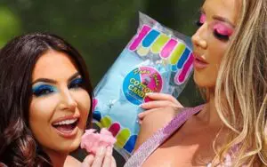 Chelsea Green & Jessica McKay Give Sweet Sneak Peek At Their Last Photo Collaboration