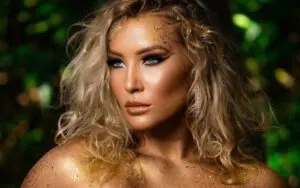 Nikkita Lyons Is Barely Covered With Gold In Super Revealing Photo Drop