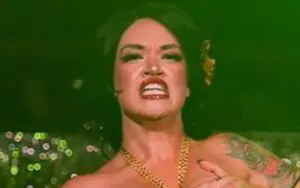 Shaul Guerrero Loses Her Clothes In Ultra Revealing Burlesque Show Photo Drop