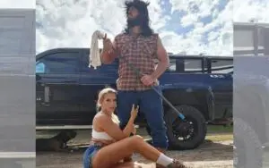 Lacey Evans Goes Full 'Joe Dirt' In Halloween Cosplay Photo Drop