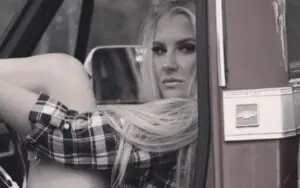 Lacey Evans Is Not One To Back Down In Breathtaking Photo Drop