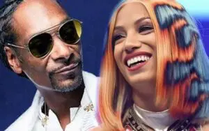 Mercedes Mone's Request to Smoke Up Gets Snoop Dogg's Attention