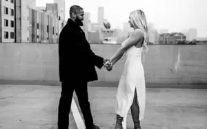 Julia Hart Announces Wedding Date With Lee Moriarty