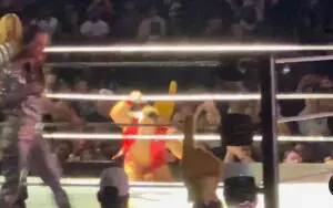 LA Knight Recovers Quickly After Botched Entrance During WWE Live Event