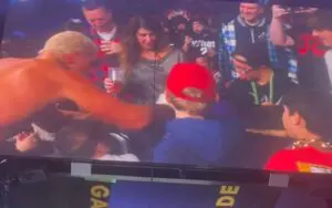 Cody Rhodes Delights Fan with Surprise Table Gift at 12/27 WWE Live Event Cody Rhodes Delights Fan with Surprise Table Gift at 12/27 WWE Live Event