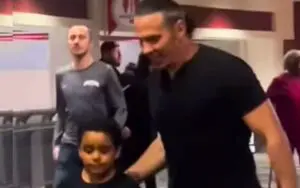 New Footage Shows Matt Hardy Interacting With Fans During 3/18 WWE RAW Visit
