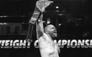 Jon Moxley Wins IWGP Heavyweight Championship at NJPW Windy City Riot Jon Moxley Wins IWGP Heavyweight Championship at NJPW Windy City Riot