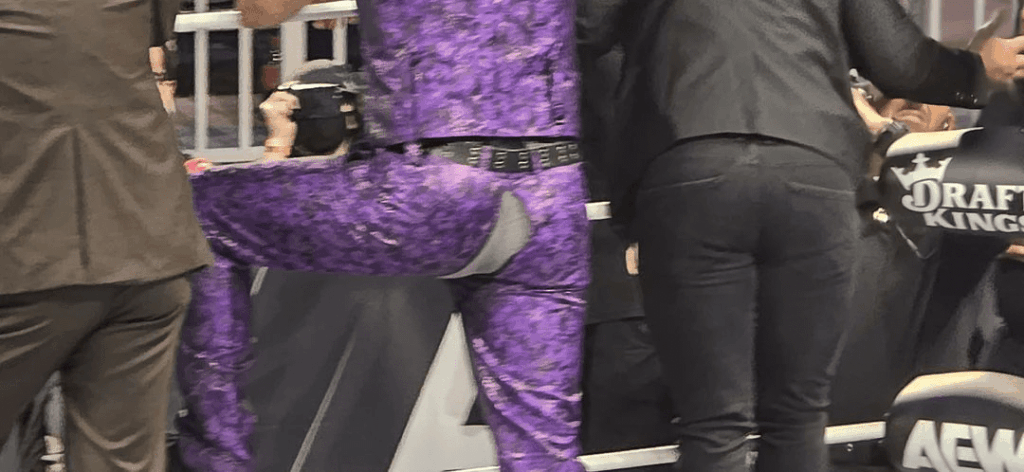 nicholas-jackson-suffers-wardrobe-malfunction-after-424-aew-dynamite-segment-12