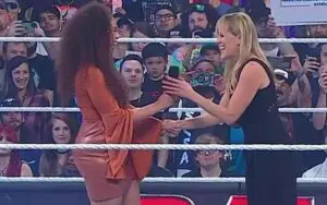 Lillian Garcia Makes Epic Return to WWE RAW Ring Announcing with Samantha Irvin