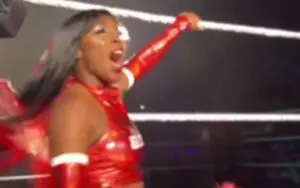 Naomi Pays Tribute to Vienna With Her Outfit on WWE Live Event