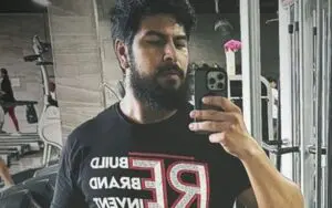 LWO Star Cruz Del Toro No Longer Wearing Cast Two Months After Surgery