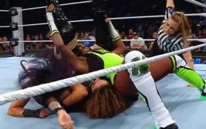 Bayley & Naomi Score Double Pinfall on Nia Jax on 9/20 WWE SmackDown