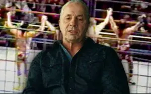 Bret Hart Claims The Kliq Destroyed Pro Wrestling With Curtain Call