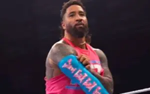 Jey Uso Pays Homage to The Rock Using His Iconic Finisher at WWE Live Event: “Bringing Out a Classic”