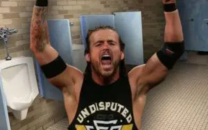 Adam Cole Recalls Awkward Airport Bathroom Encounter with “Bay Bay!” Chant Adam Cole Recalls Awkward Airport Bathroom Encounter with “Bay Bay!” Chant