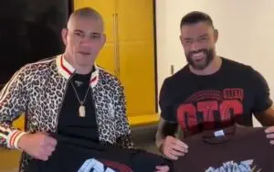 Roman Reigns and Alex Pereira Swap Shirts in Unexpected Backstage Moment at 11/8 WWE SmackDown