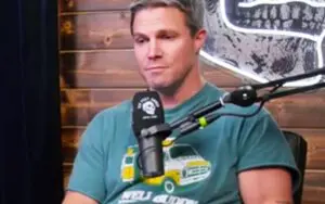 Stephen Amell’s Parents Punished Him by Taking Away His Wrestling Magazines