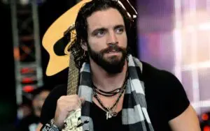 Former WWE Star Elias Signs with AEW