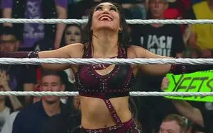 Lyra Valkyria’s Ringside Distraction Helps Roxanne Perez Secure Money in the Bank Spot