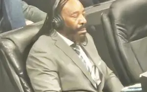 Photo of Booker T During May 20 WWE NXT Has Fans Convinced He Was Sleeping Again