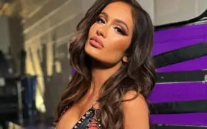 Scarlett Bordeaux Received Standing Ovation After Mixed Tag Team Match with Rhea Ripley