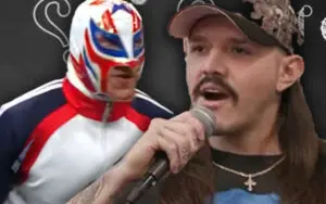 Dominik Mysterio Throws Out Wild Guesses On El Grande Americano’s Identity