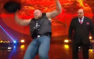 Brock Lesnar Takes Accidental Fall During Botched Entrance On 11/24 WWE RAW