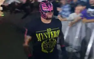 Rey Mysterio Returns To Ring For First Match In Over Half A Year During 11/17 WWE RAW