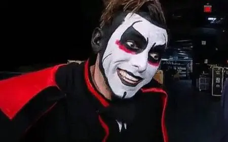 Danhausen ‘Way Over’ With WWE Fans as Autographs Sell Out Ahead of Top Stars