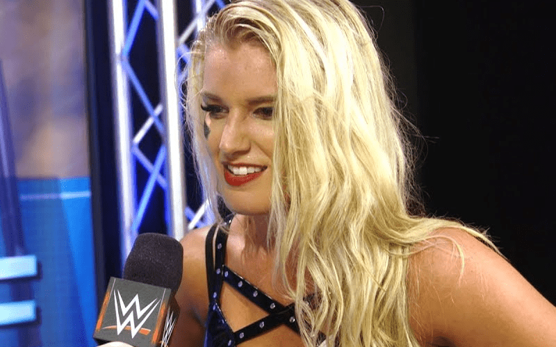 Toni Storm Suffers Possible Injury