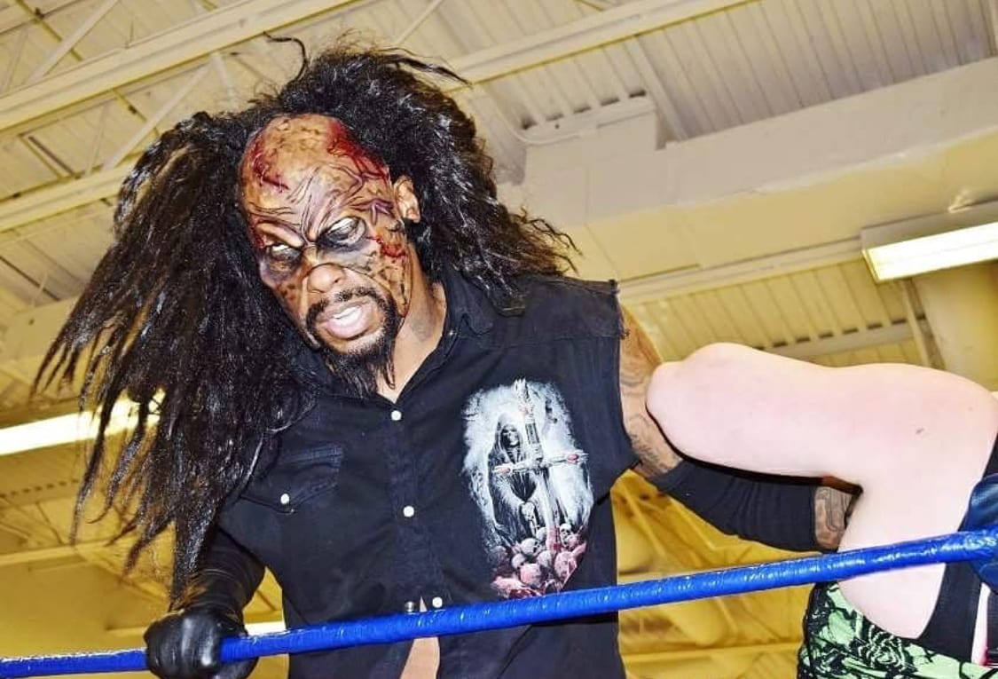 Wrestler With Controversial Racist Undertaker Parody Gimmick Is Popping Back Up