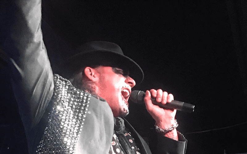 Chris Jericho Rocked Out With Fozzy In Kansas Wearing Pentagon Jr Facepaint After All In
