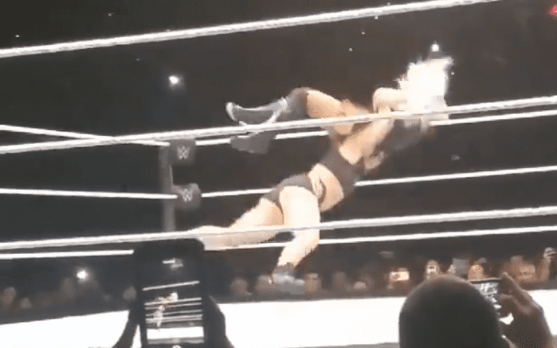 Ronda Rousey Debuts New Move