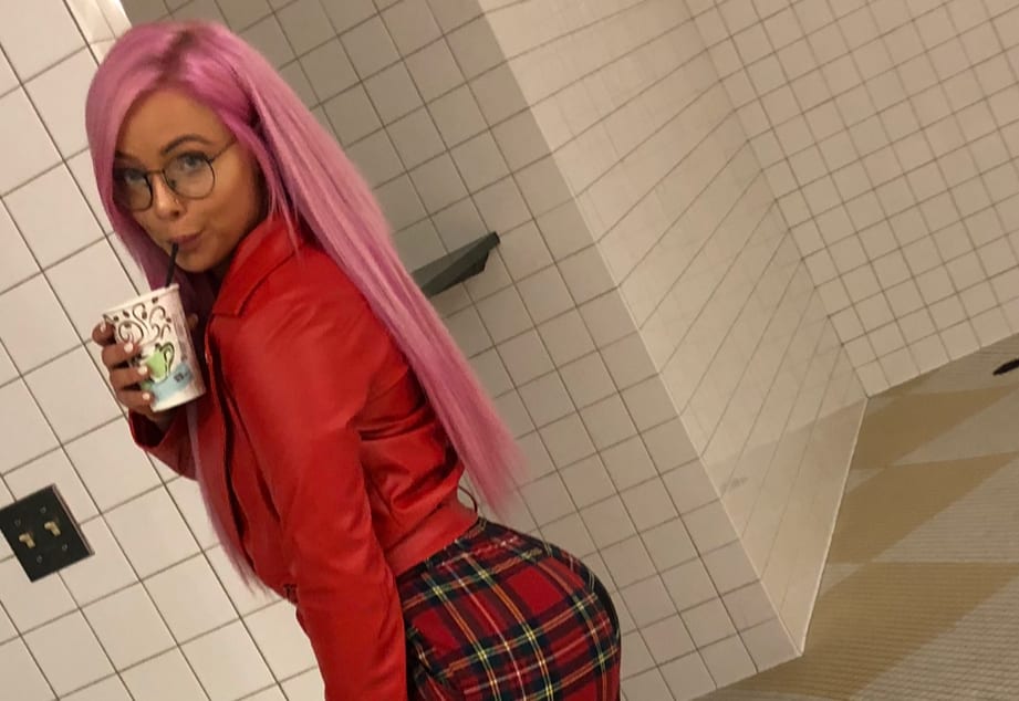 Liv Morgan Posts First Message Since Concussion Sporting Pink Hair