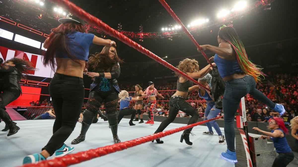 How WWE Survivor Series Invasion Angle On Raw Made Babyfaces Out Of The Entire SmackDown Live Brand