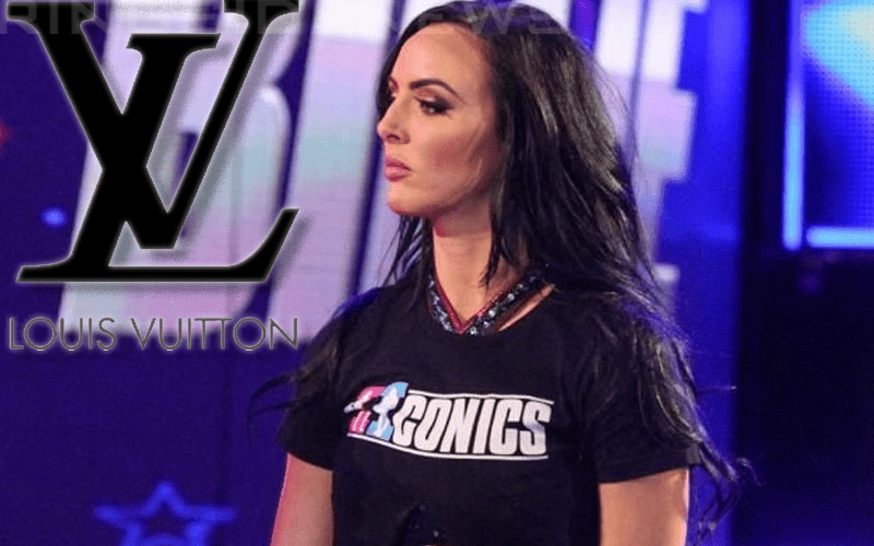 Peyton Royce Takes Shot At High-End Retail Store For Discriminating Against Her