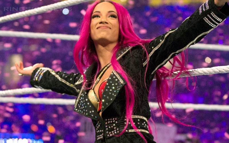 Sasha Banks Making Fans Wonder If WWE Is Letting Her Leave