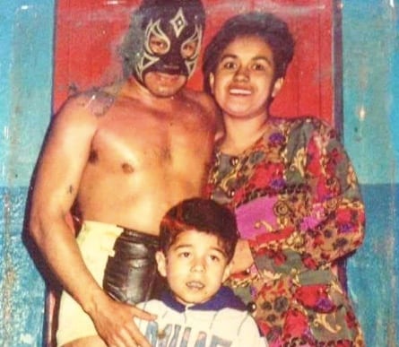 Andrade Pays Tribute To His Parents After Recent Personal Losses