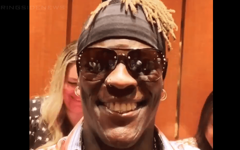 R-Truth Announces He Has Gas While Stuck In Crowded Elevator