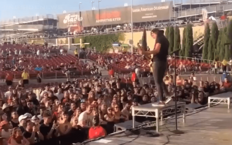 Watch Bayley Shred Guitar At Blink-182 Concert As Sasha Banks Cheers Her On